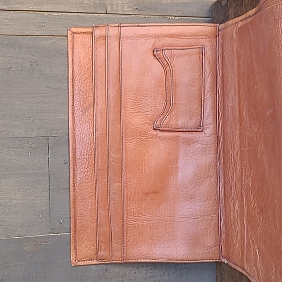 Vintage Good Goods Tri-Fold Leather Portfolio with Belt Closure Men Women Unisex - Picture 4 of 13